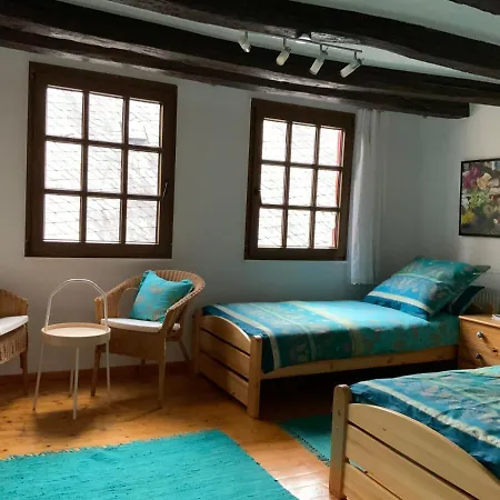 Paulusstrasse 1 * Ediger-Eller